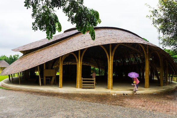 Bamboo Architecture: Panyaden School in Chiang Mai, ThailandDouble Takes Blog