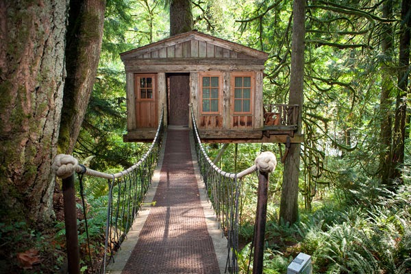 Double Takes: Threehouse Point Offers an Idyllic Night's Sleep Suspended in the TreesDouble Takes Blog